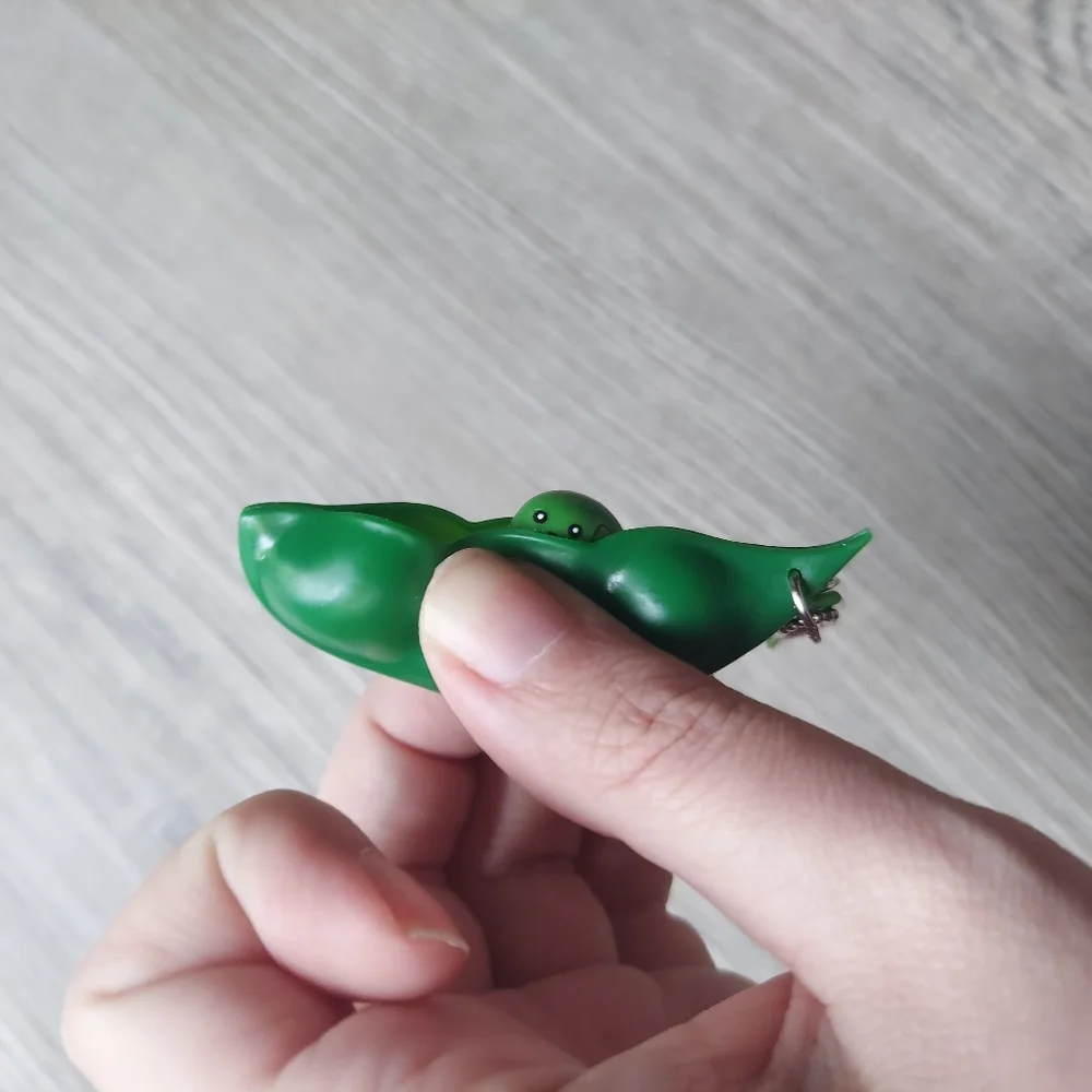 Snap Pea Fidget Toy Keychain Bag Charm NWOT